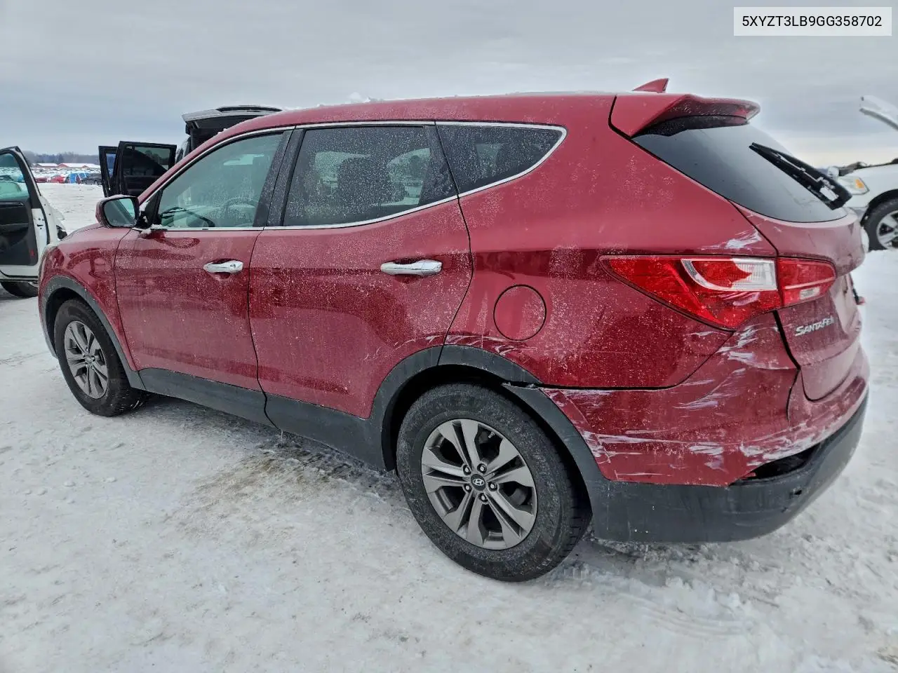 5XYZT3LB9GG358702 2016 Hyundai Santa Fe Sport