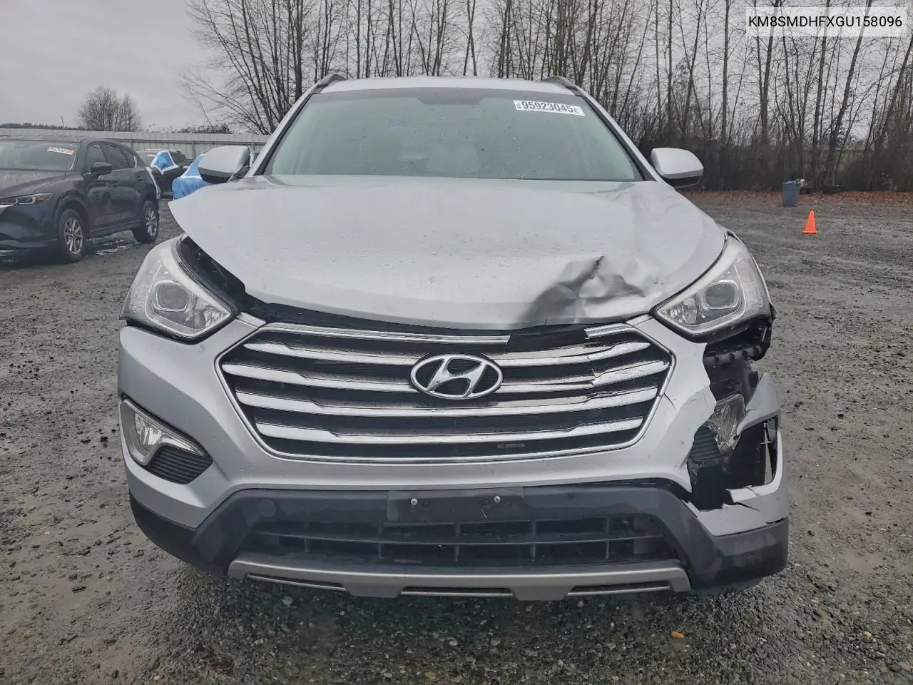 KM8SMDHFXGU158096 2016 Hyundai Santa Fe Se