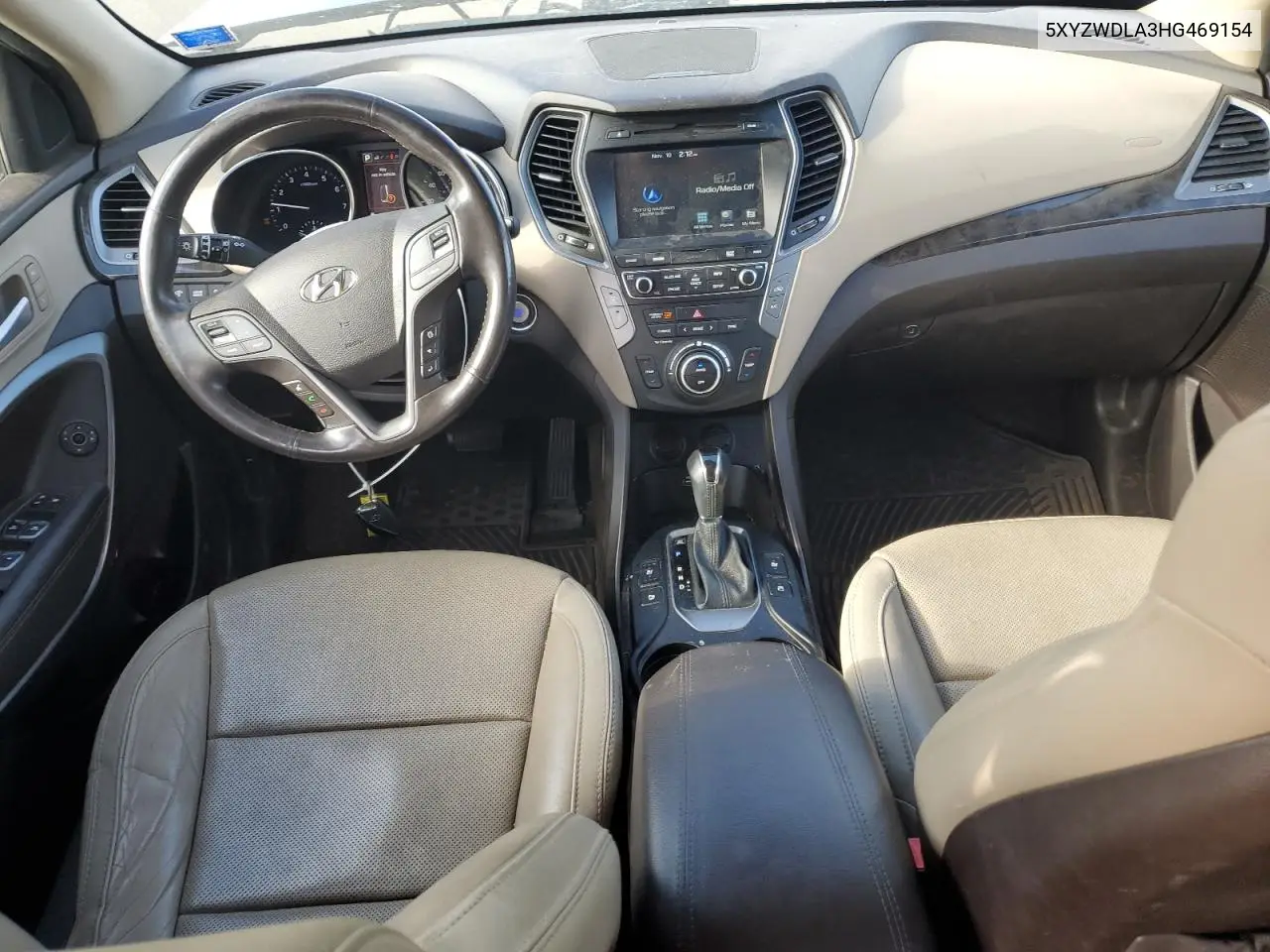 5XYZWDLA3HG469154 2017 Hyundai Santa Fe Sport
