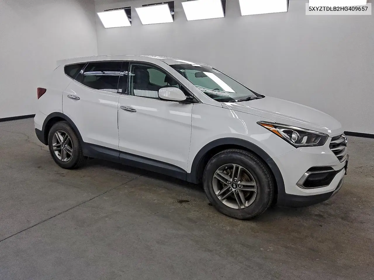 5XYZTDLB2HG409657 2017 Hyundai Santa Fe Sport
