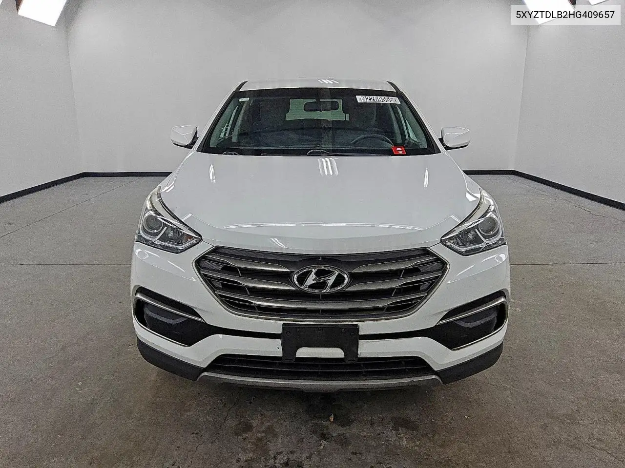 5XYZTDLB2HG409657 2017 Hyundai Santa Fe Sport