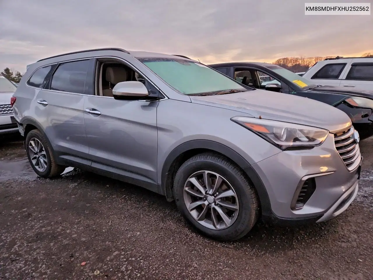 KM8SMDHFXHU252562 2017 Hyundai Santa Fe Se