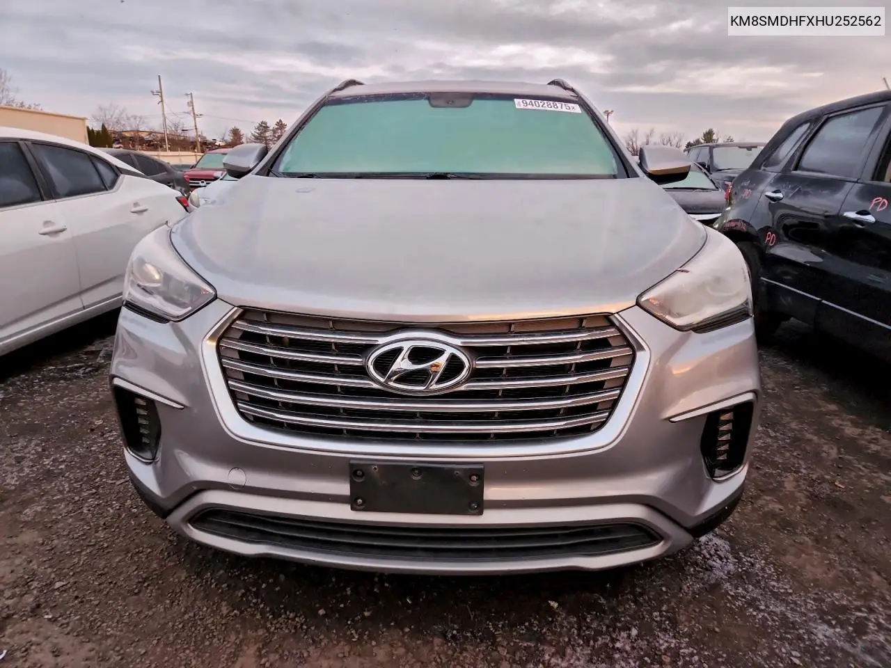 KM8SMDHFXHU252562 2017 Hyundai Santa Fe Se