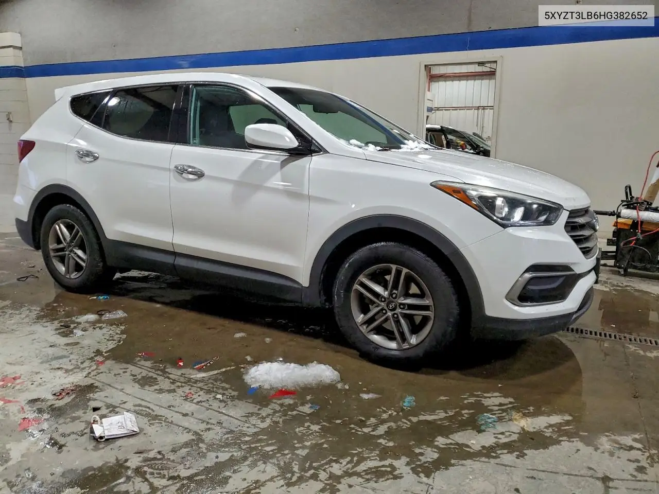 5XYZT3LB6HG382652 2017 Hyundai Santa Fe Sport
