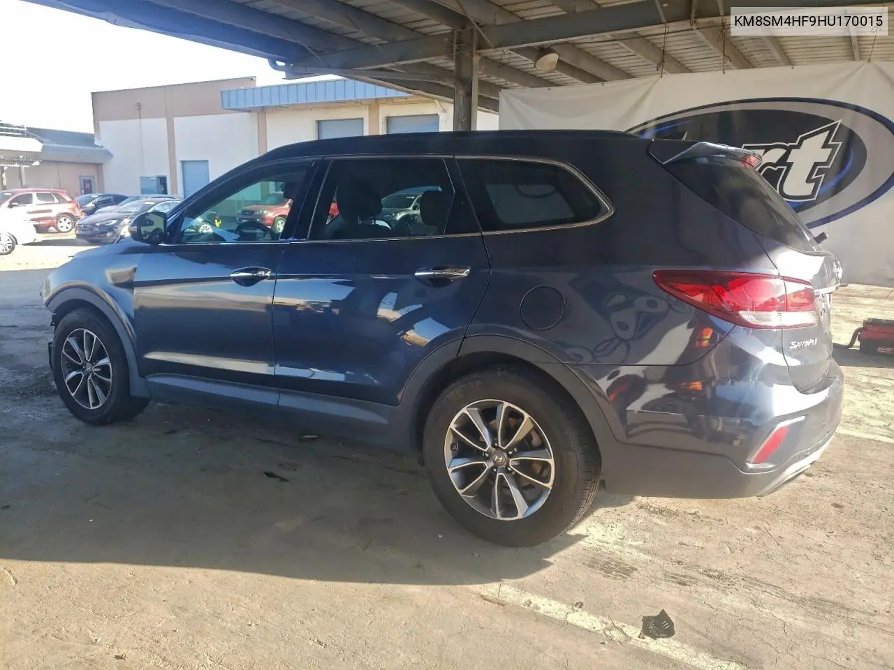 KM8SM4HF9HU170015 2017 Hyundai Santa Fe Se