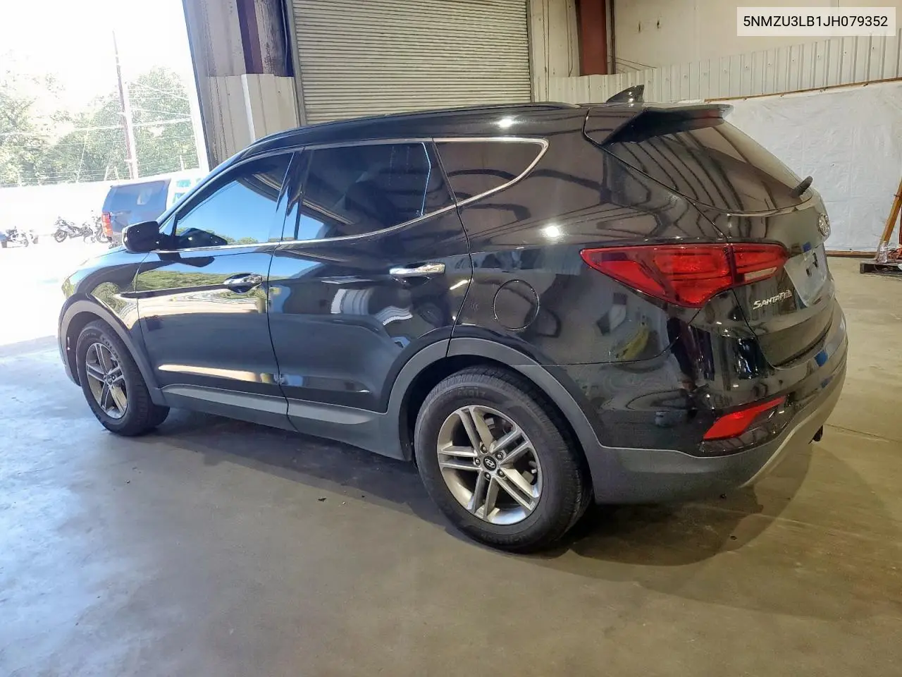 5NMZU3LB1JH079352 2018 Hyundai Santa Fe Sport