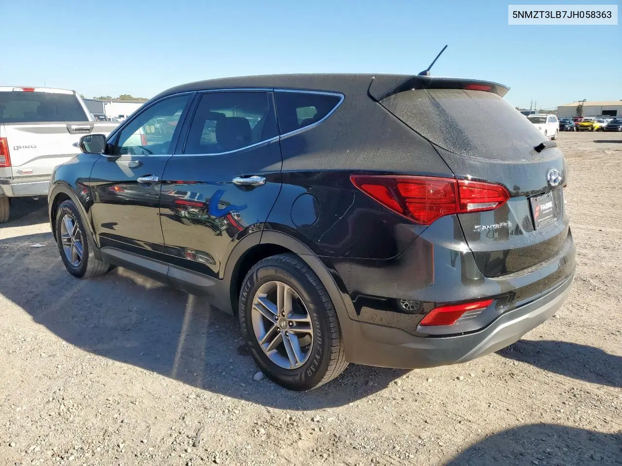 5NMZT3LB7JH058363 2018 Hyundai Santa Fe Sport