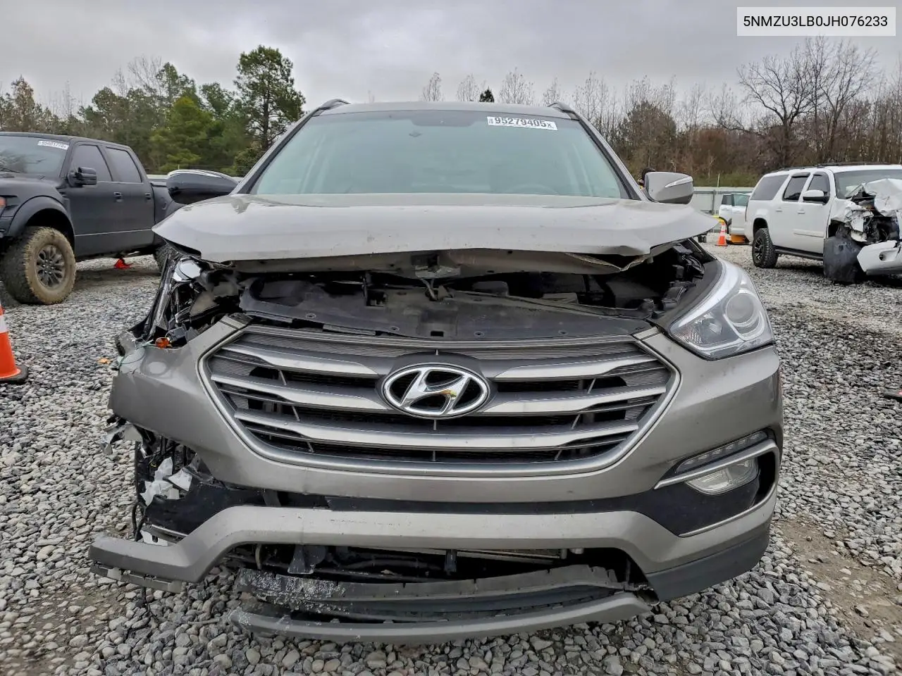 5NMZU3LB0JH076233 2018 Hyundai Santa Fe Sport