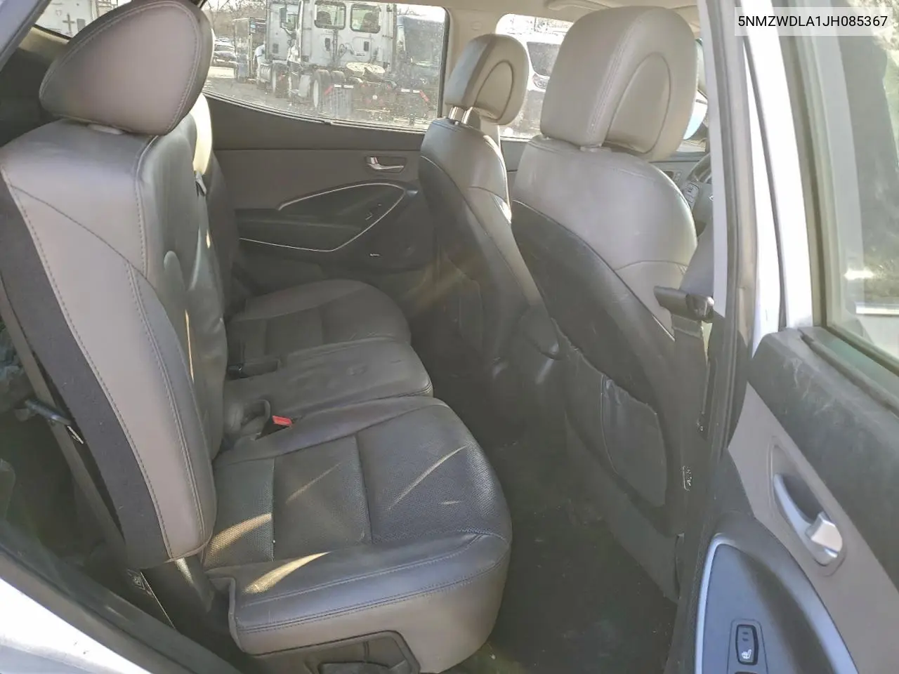 5NMZWDLA1JH085367 2018 Hyundai Santa Fe Sport
