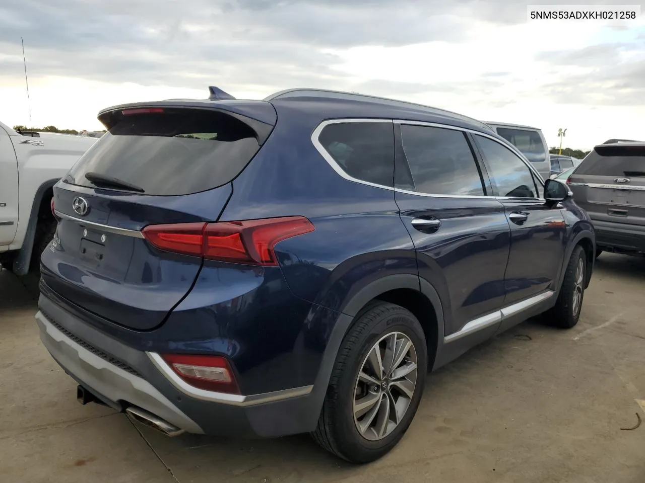 5NMS53ADXKH021258 2019 Hyundai Santa Fe Limited