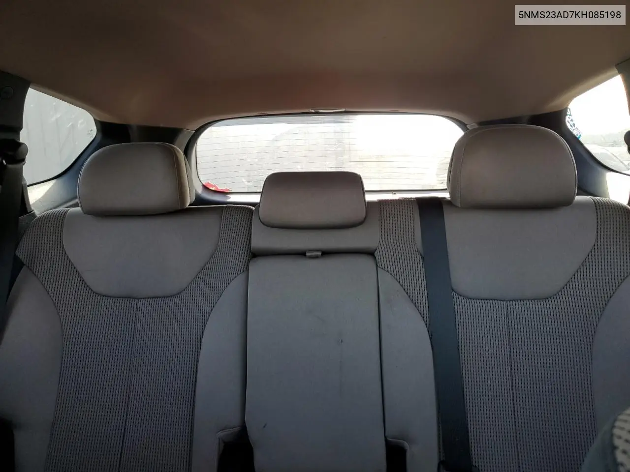 5NMS23AD7KH085198 2019 Hyundai Santa Fe Se