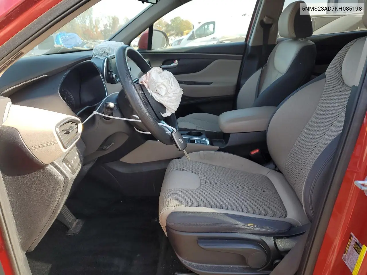 5NMS23AD7KH085198 2019 Hyundai Santa Fe Se