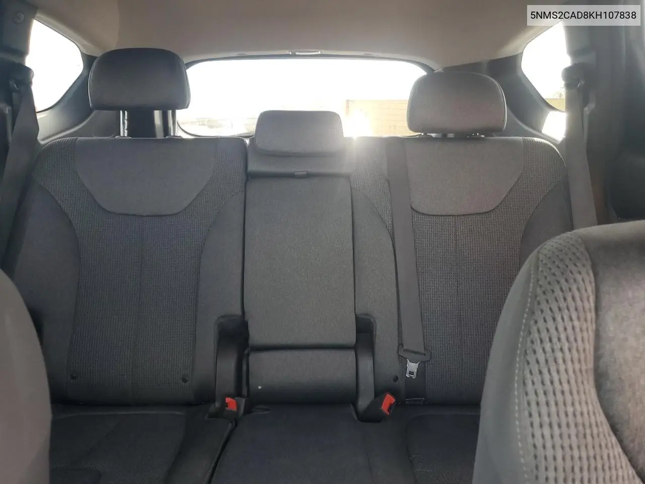 5NMS2CAD8KH107838 2019 Hyundai Santa Fe Se