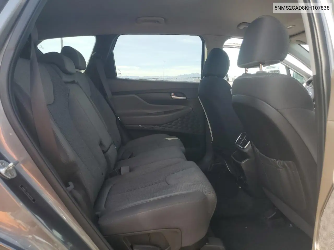 5NMS2CAD8KH107838 2019 Hyundai Santa Fe Se