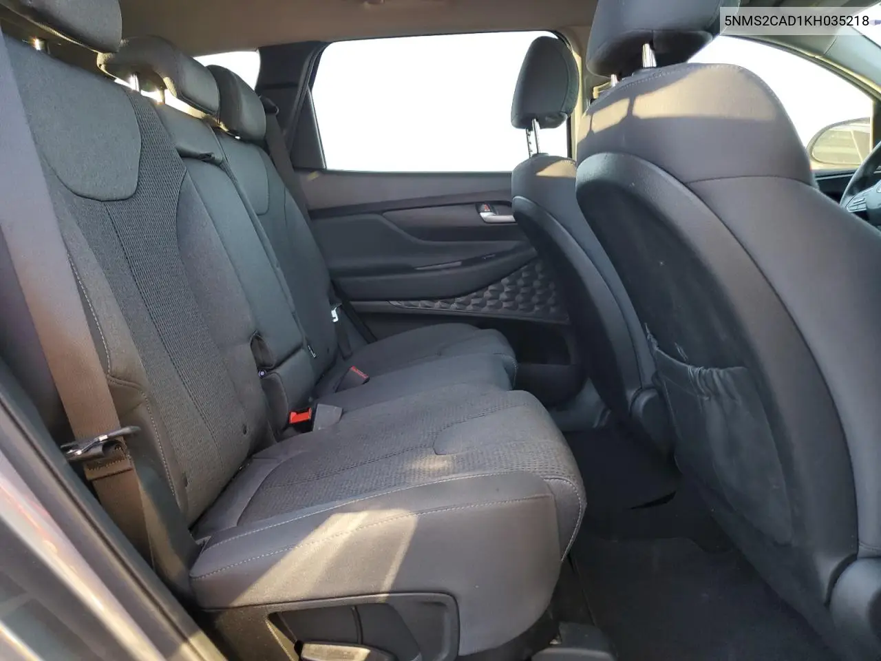 5NMS2CAD1KH035218 2019 Hyundai Santa Fe Se