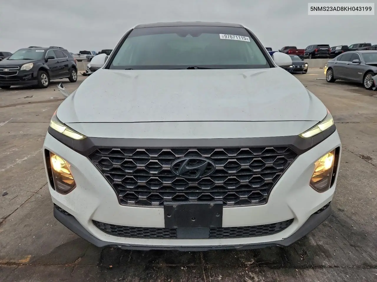 5NMS23AD8KH043199 2019 Hyundai Santa Fe Se