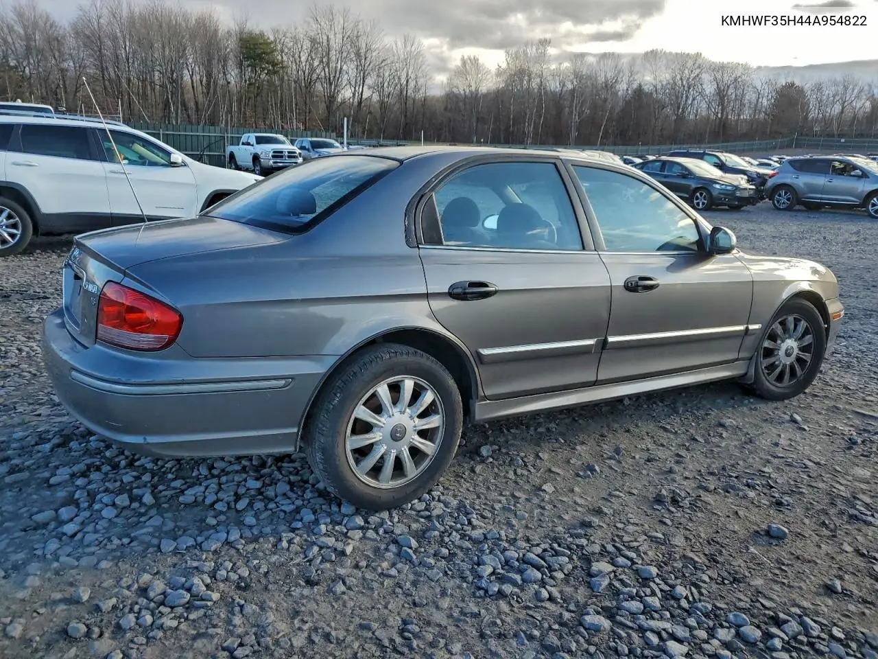 KMHWF35H44A954822 2004 Hyundai Sonata Gls