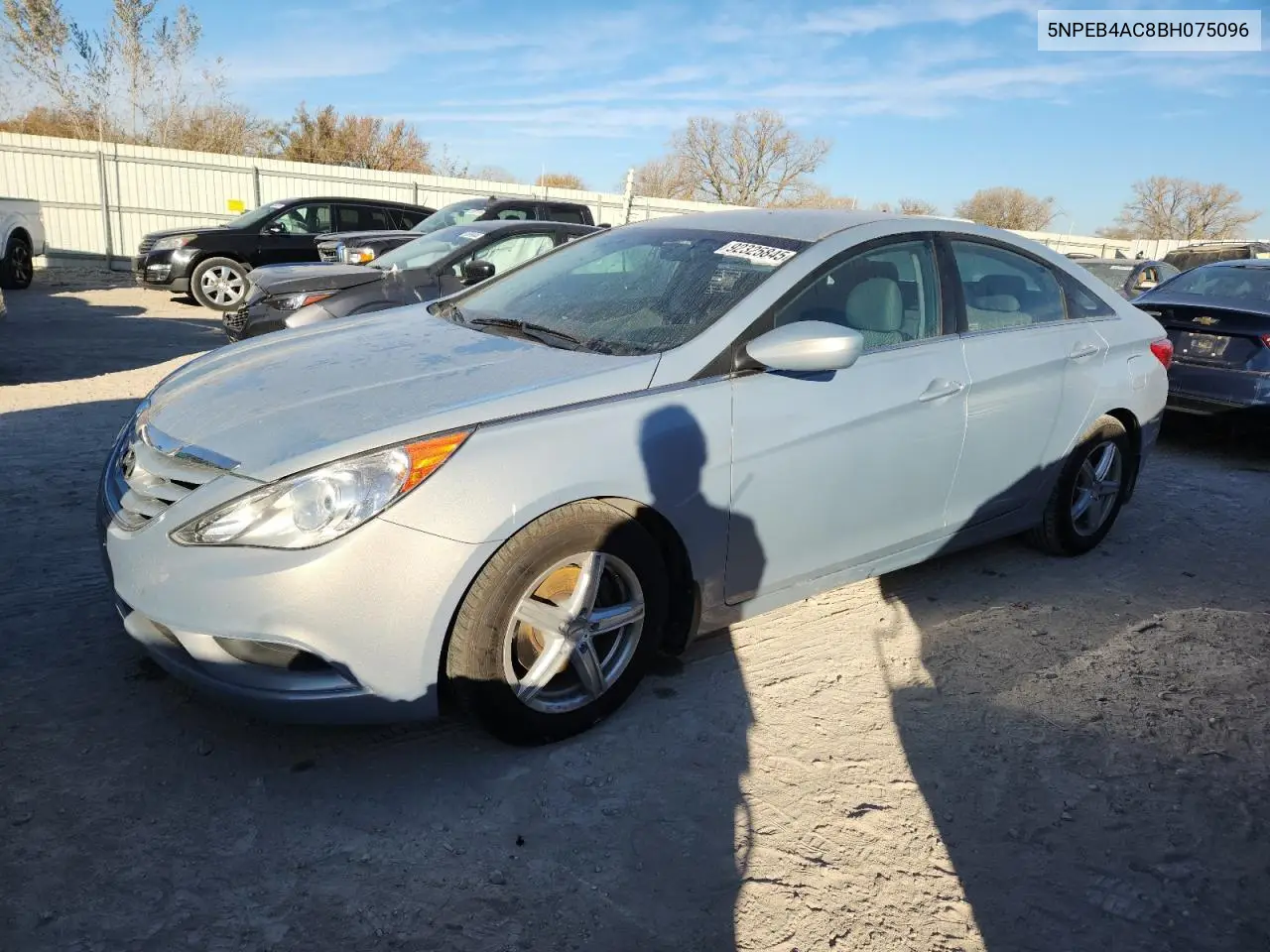 5NPEB4AC8BH075096 2011 Hyundai Sonata Gls
