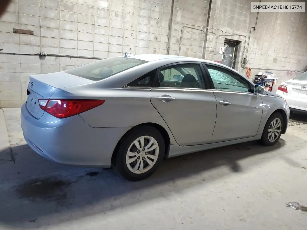 5NPEB4AC1BH015774 2011 Hyundai Sonata Gls