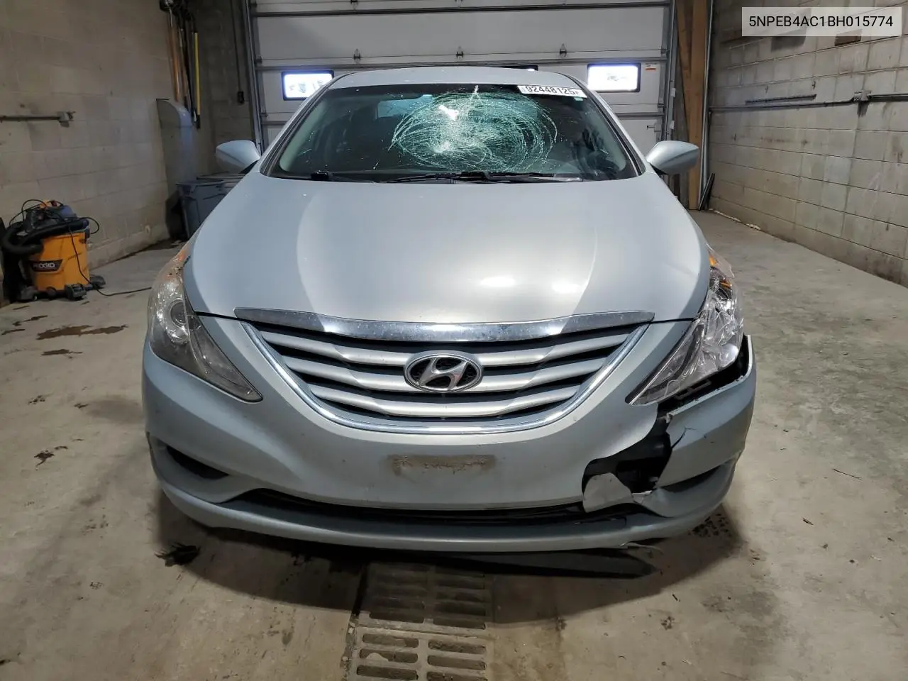 5NPEB4AC1BH015774 2011 Hyundai Sonata Gls