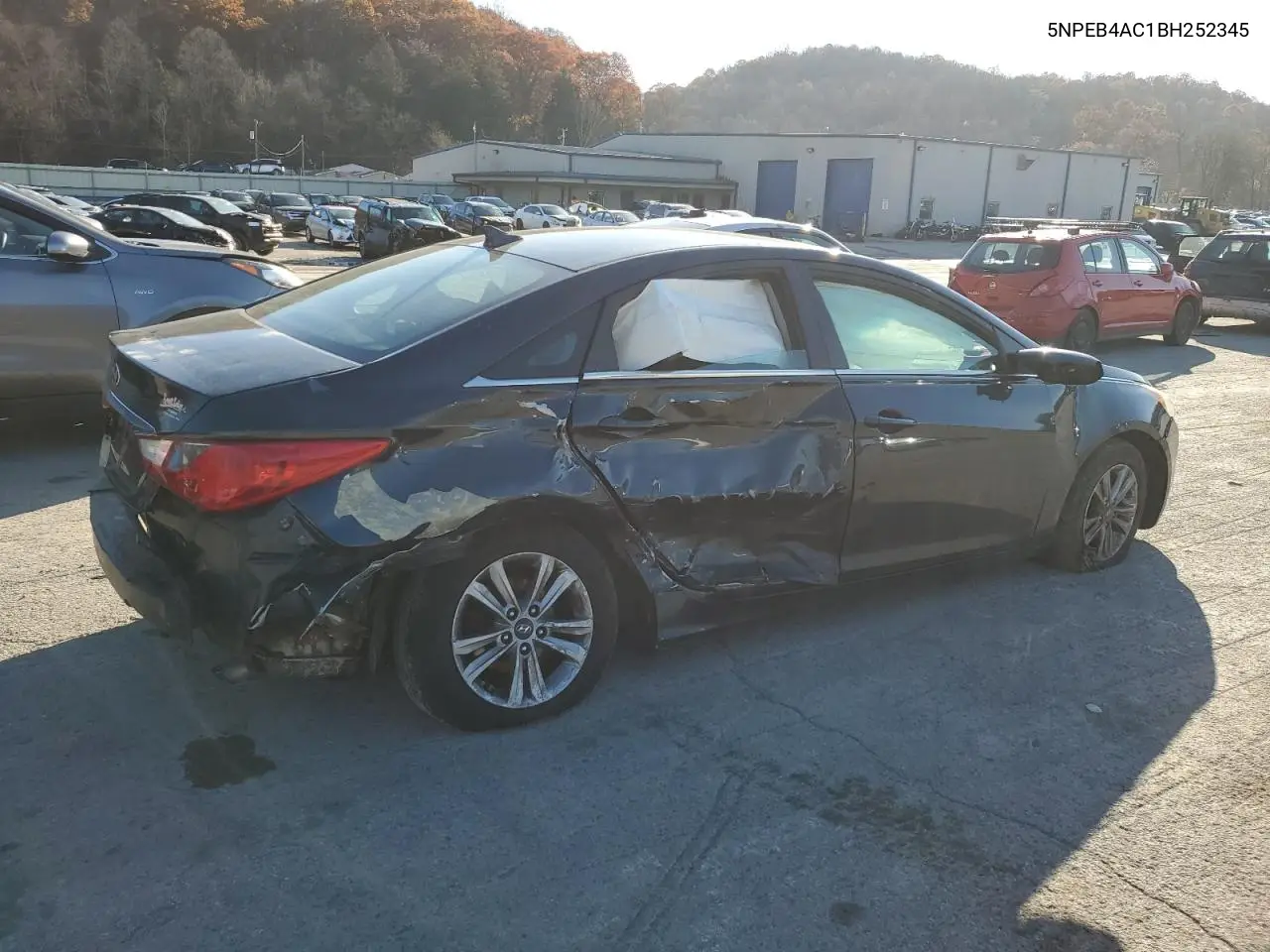 5NPEB4AC1BH252345 2011 Hyundai Sonata Gls
