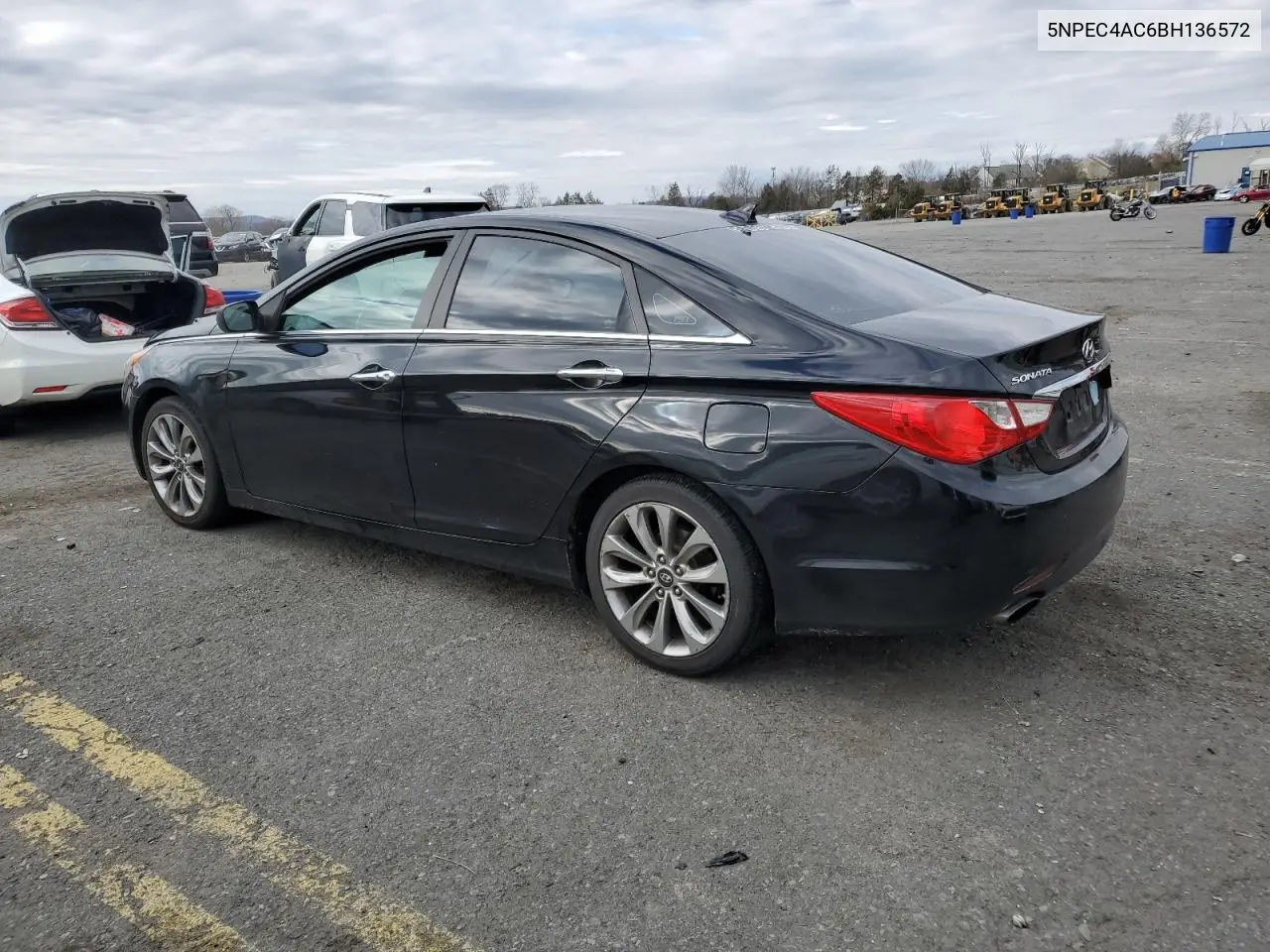 5NPEC4AC6BH136572 2011 Hyundai Sonata Se