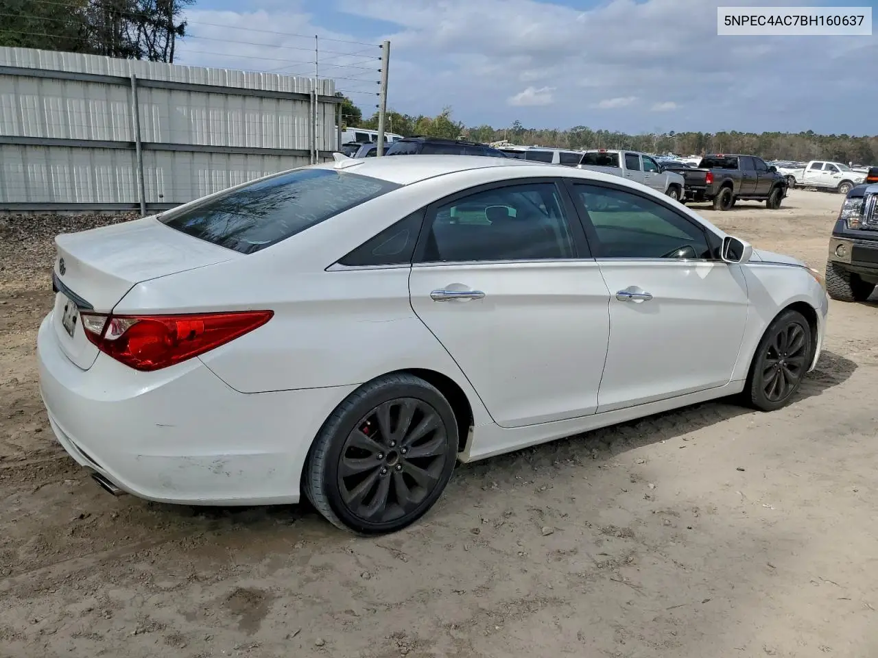 5NPEC4AC7BH160637 2011 Hyundai Sonata Se