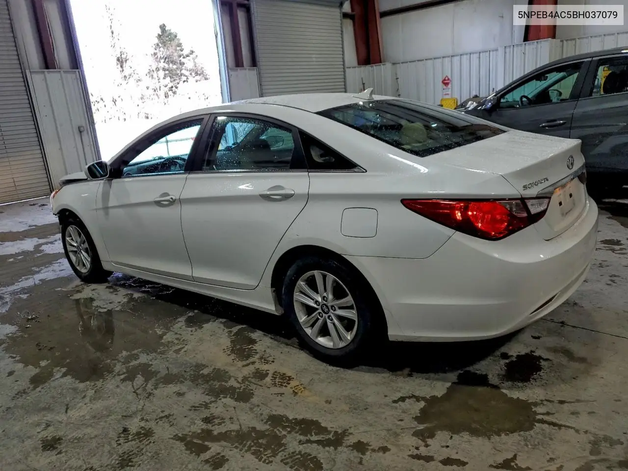 5NPEB4AC5BH037079 2011 Hyundai Sonata Gls