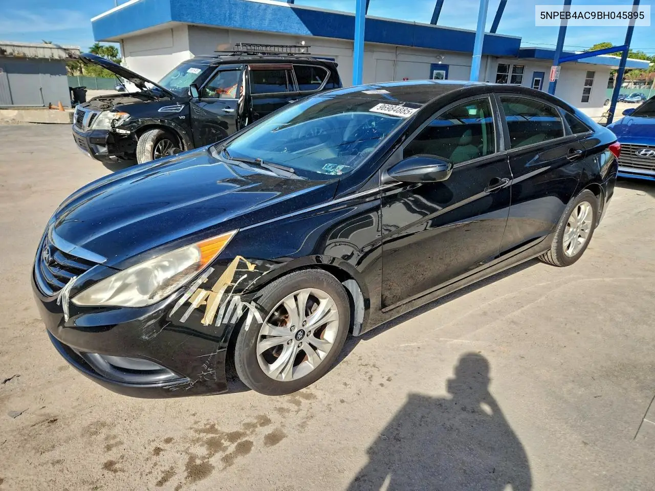 5NPEB4AC9BH045895 2011 Hyundai Sonata Gls