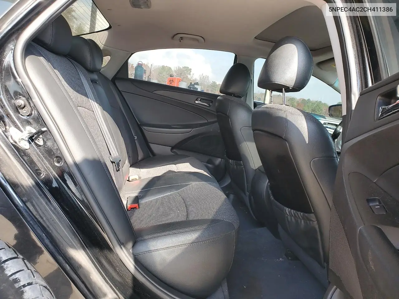5NPEC4AC2CH411386 2012 Hyundai Sonata Se
