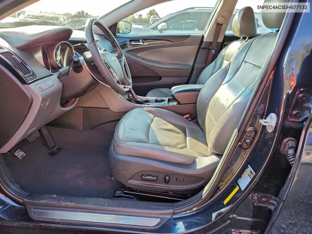 5NPEC4AC5DH677132 2013 Hyundai Sonata Se