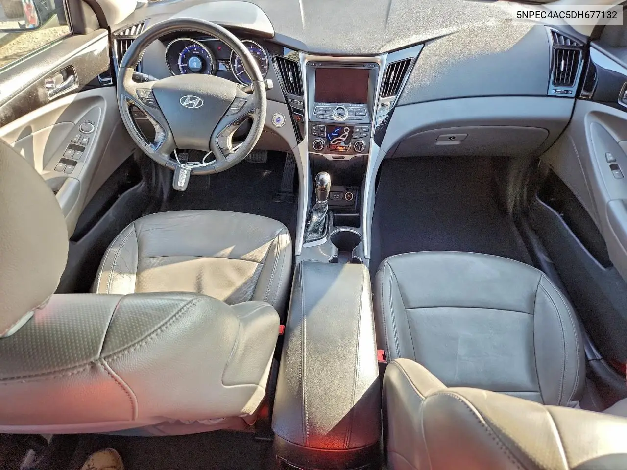 5NPEC4AC5DH677132 2013 Hyundai Sonata Se