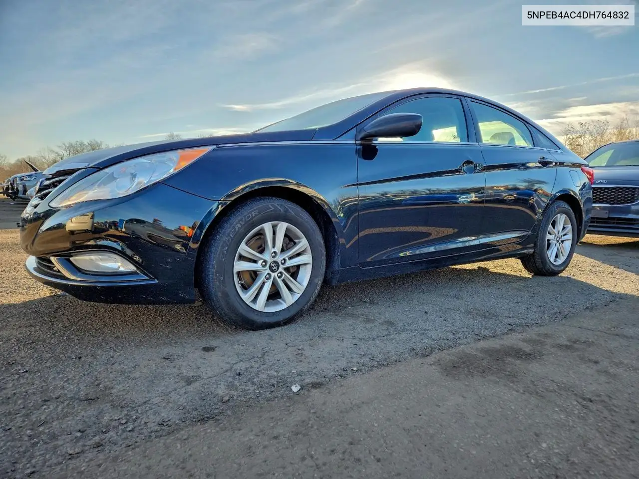 5NPEB4AC4DH764832 2013 Hyundai Sonata Gls