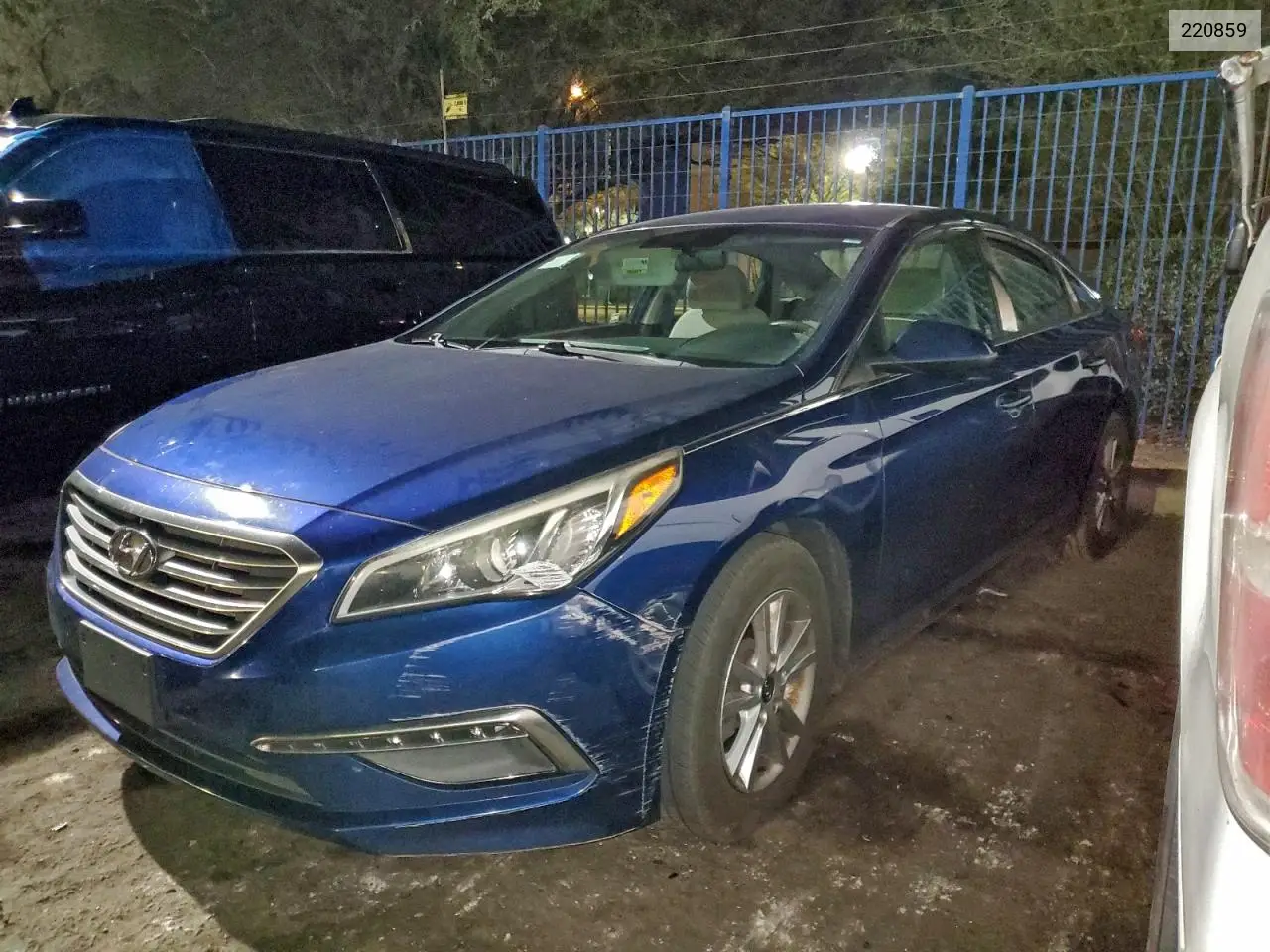 220859 2015 Hyundai Sonata Se