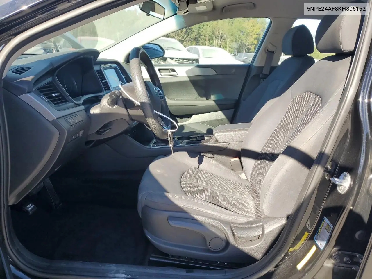 5NPE24AF8KH806152 2019 Hyundai Sonata Se
