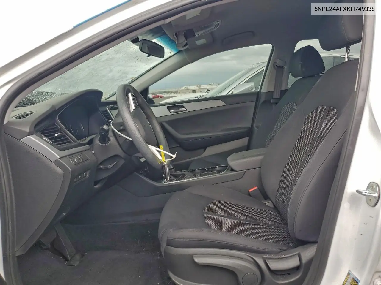 5NPE24AFXKH749338 2019 Hyundai Sonata Se