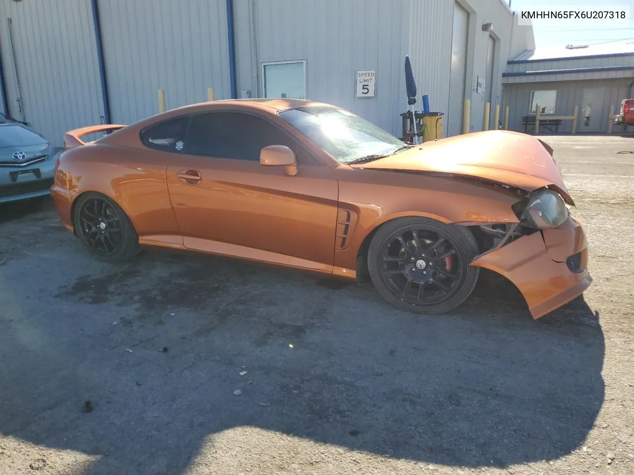 KMHHN65FX6U207318 2006 Hyundai Tiburon Gt