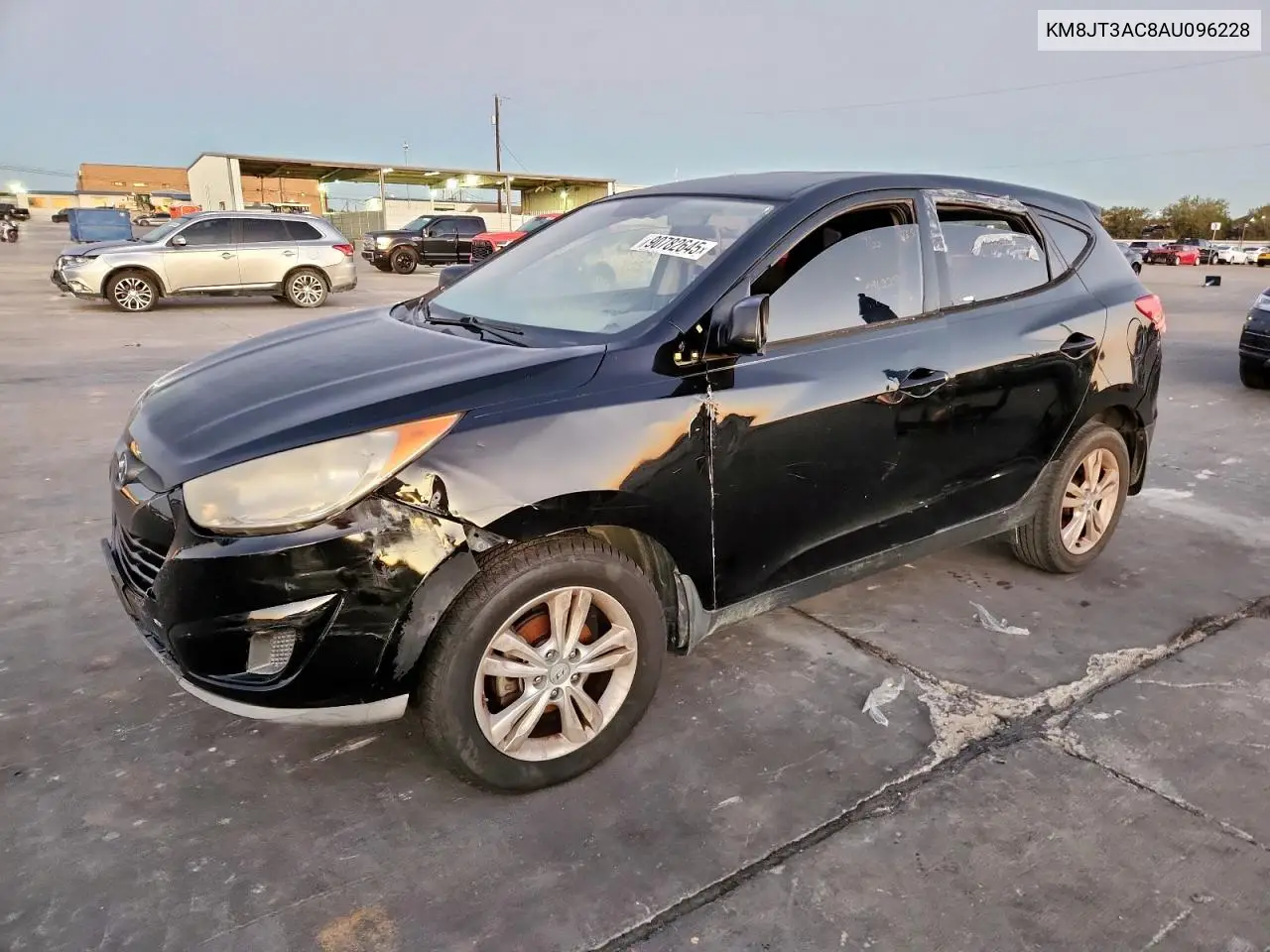 KM8JT3AC8AU096228 2010 Hyundai Tucson Gls