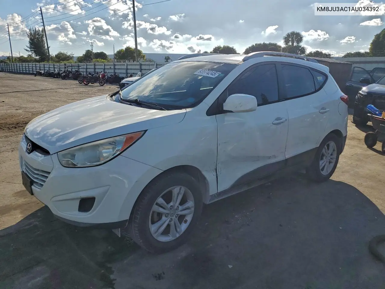 KM8JU3AC1AU034392 2010 Hyundai Tucson Gls