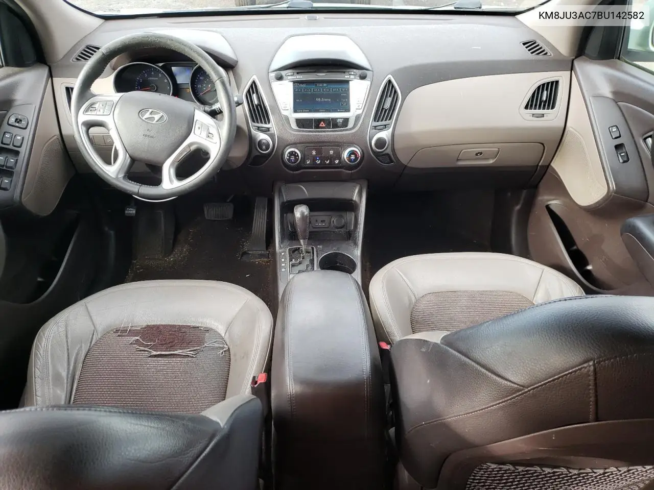 KM8JU3AC7BU142582 2011 Hyundai Tucson Gls