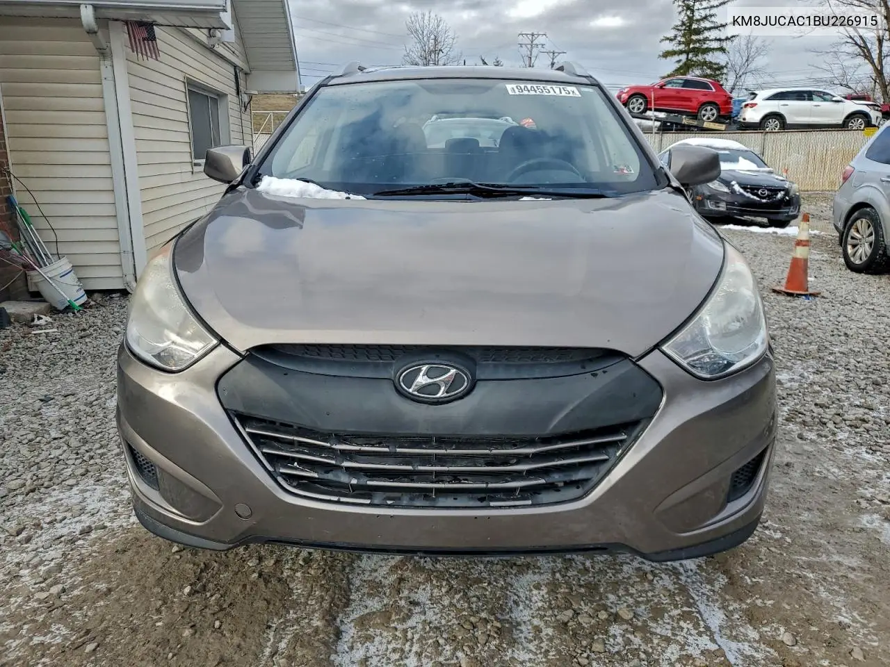 KM8JUCAC1BU226915 2011 Hyundai Tucson Gls