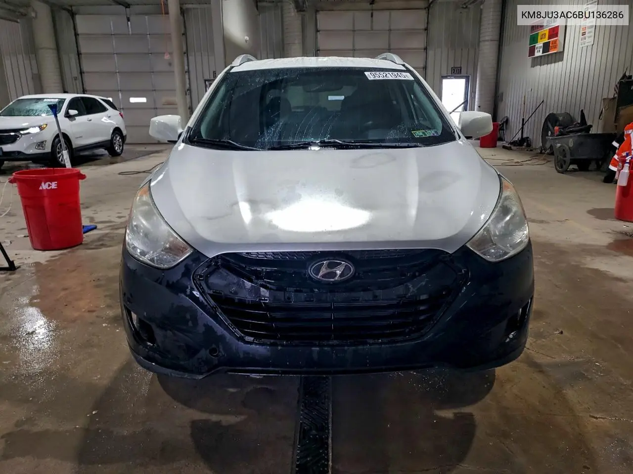 KM8JU3AC6BU136286 2011 Hyundai Tucson Gls