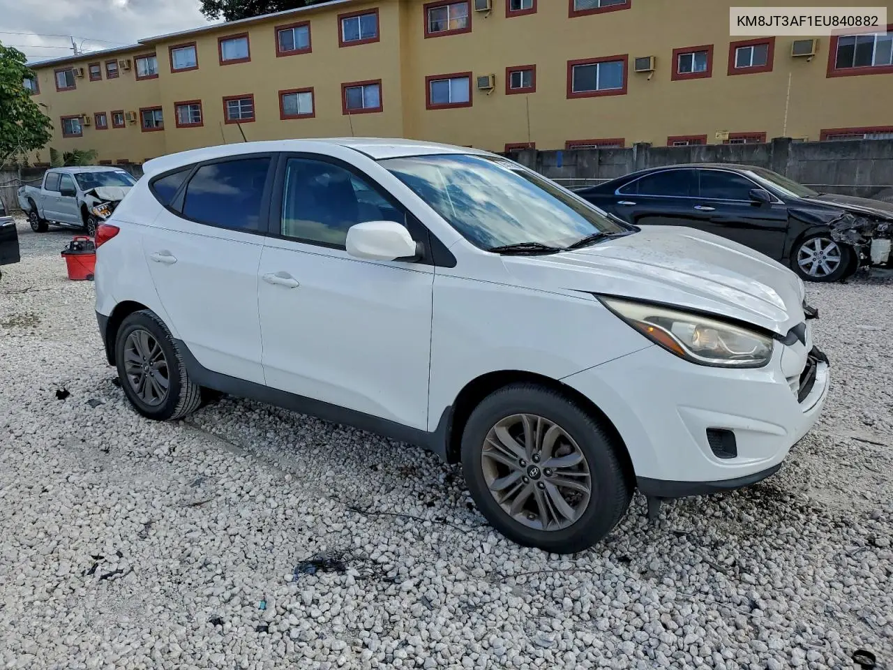 KM8JT3AF1EU840882 2014 Hyundai Tucson Gls