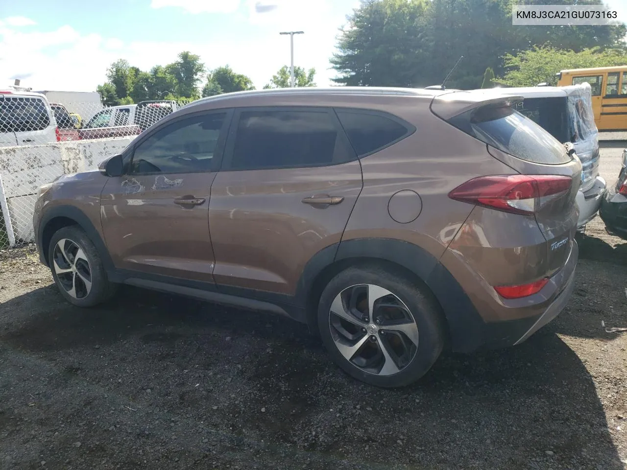 KM8J3CA21GU073163 2016 Hyundai Tucson Limited