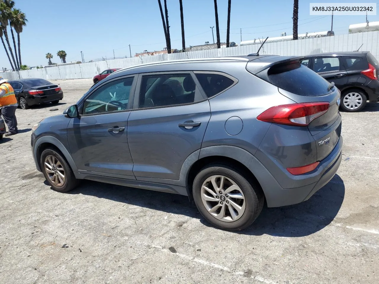 KM8J33A25GU032342 2016 Hyundai Tucson Limited