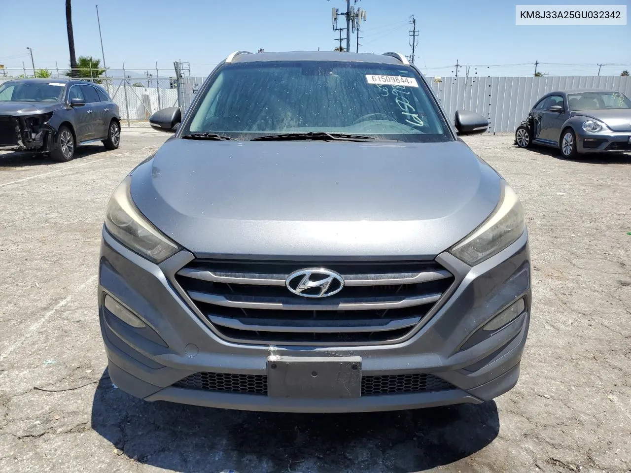 KM8J33A25GU032342 2016 Hyundai Tucson Limited