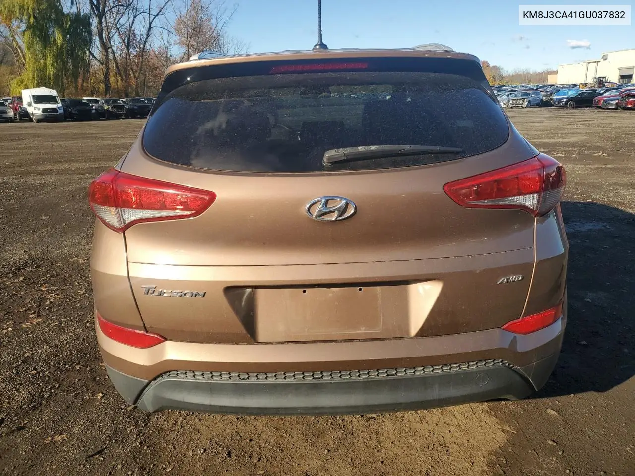 KM8J3CA41GU037832 2016 Hyundai Tucson Limited