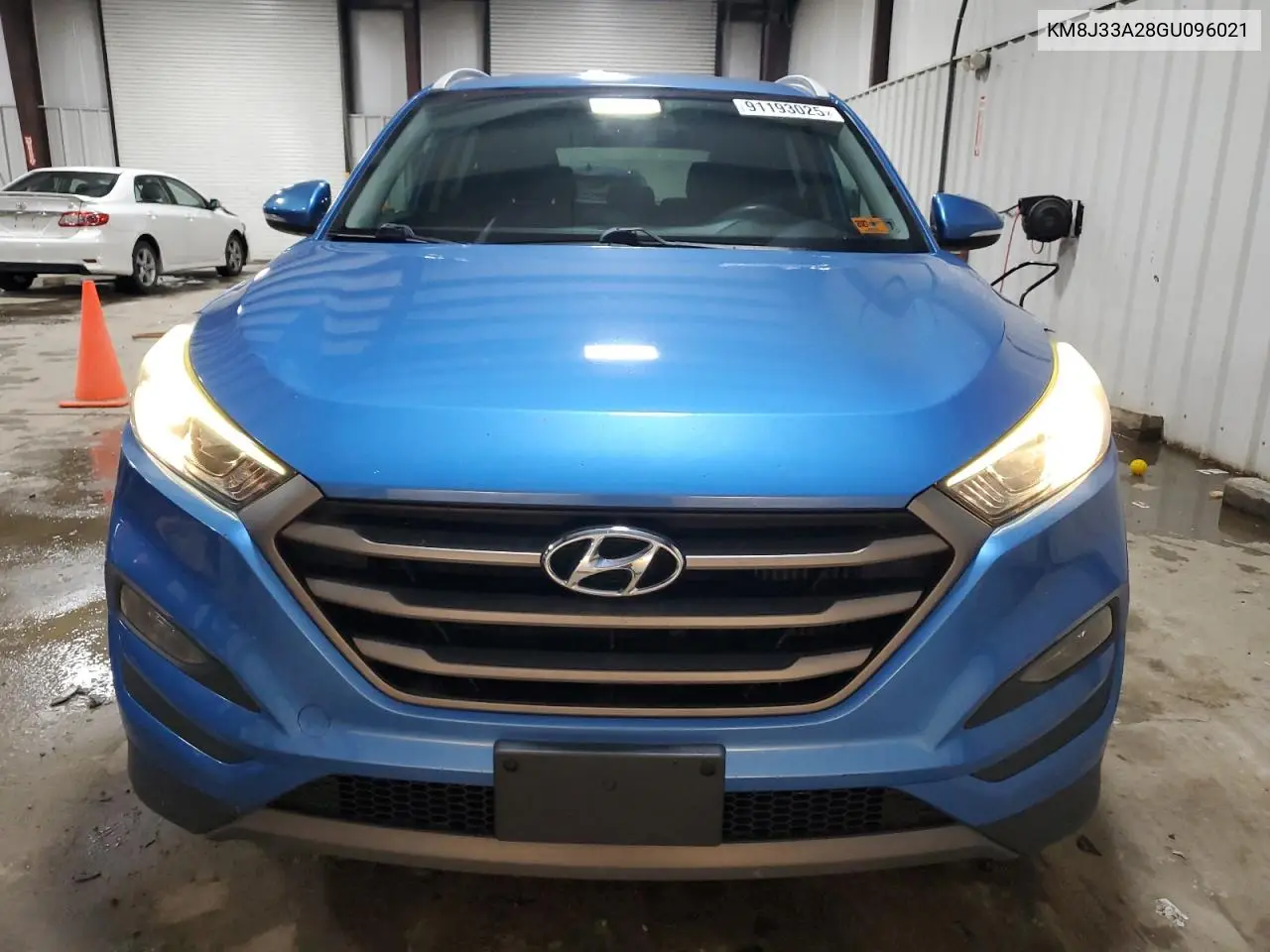 KM8J33A28GU096021 2016 Hyundai Tucson Limited