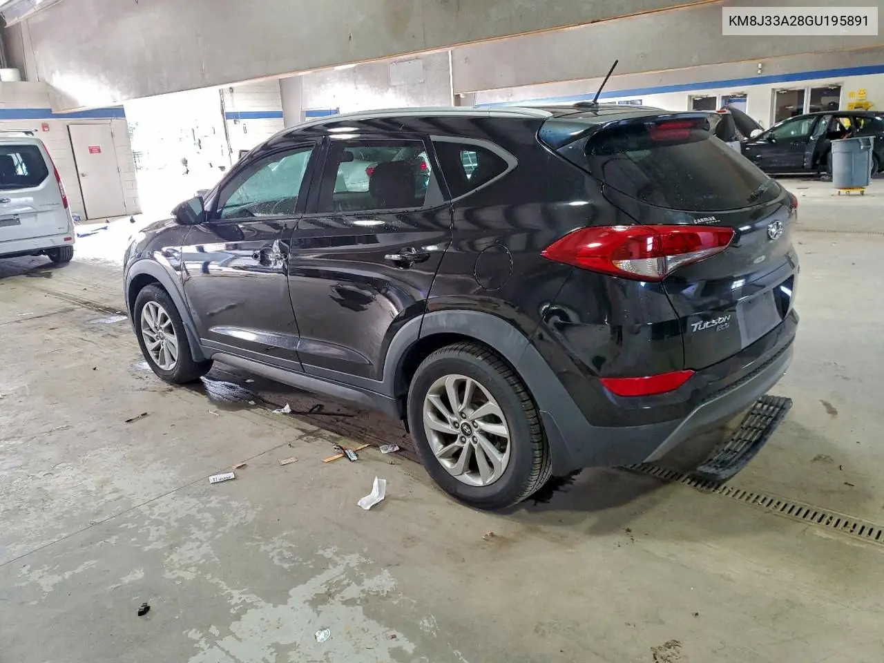 KM8J33A28GU195891 2016 Hyundai Tucson Limited