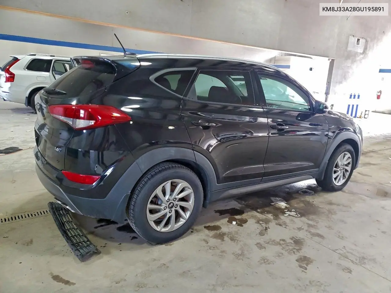 KM8J33A28GU195891 2016 Hyundai Tucson Limited